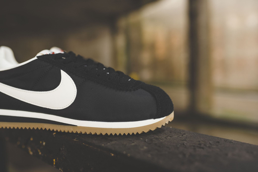 nike cortez black gum