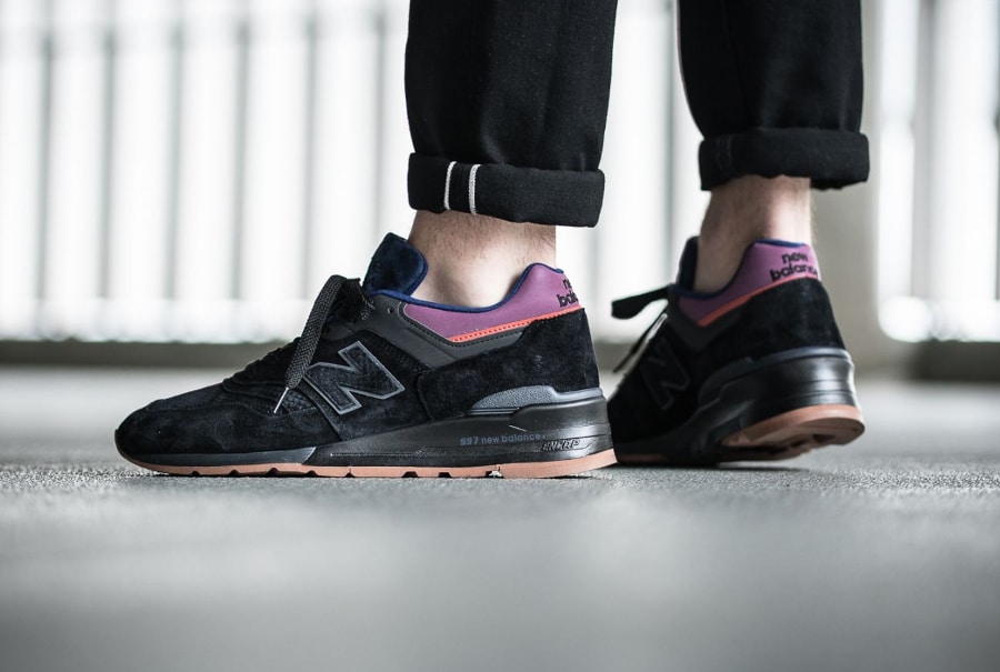 new balance 997 black magnet