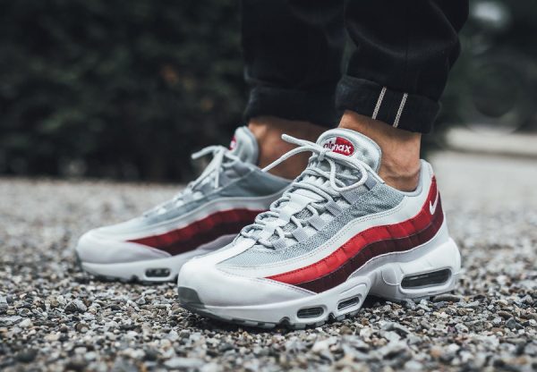 Nike Air Max 95 Essential 'Reverse Comet' : où l'acheter ?