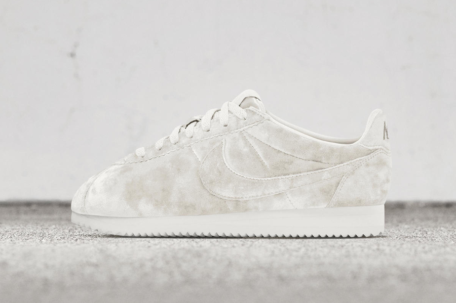 nike blanche cortez