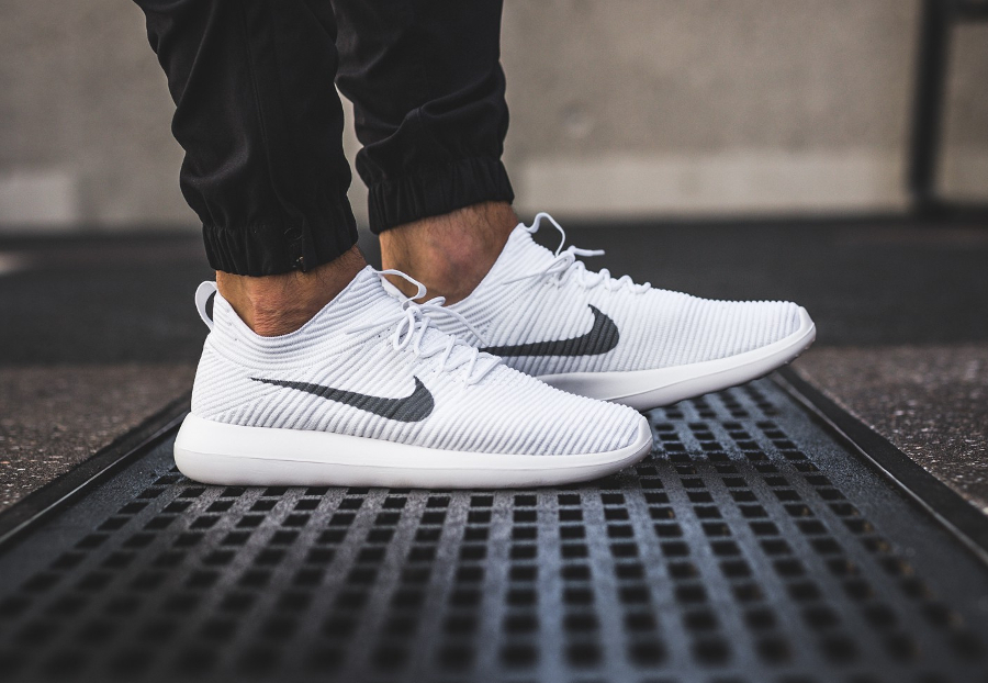 nike roshe run two flyknit