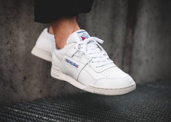 Chaussure Reebok Workout R12 Blanche Sandtrap