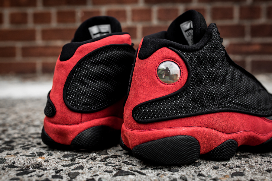 jordan 13 noir et rouge