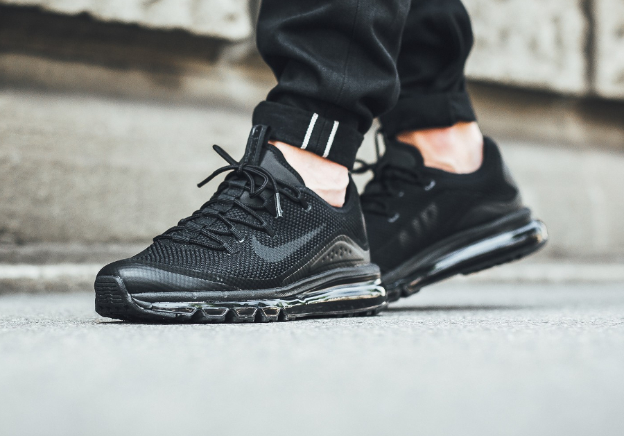 air max more black