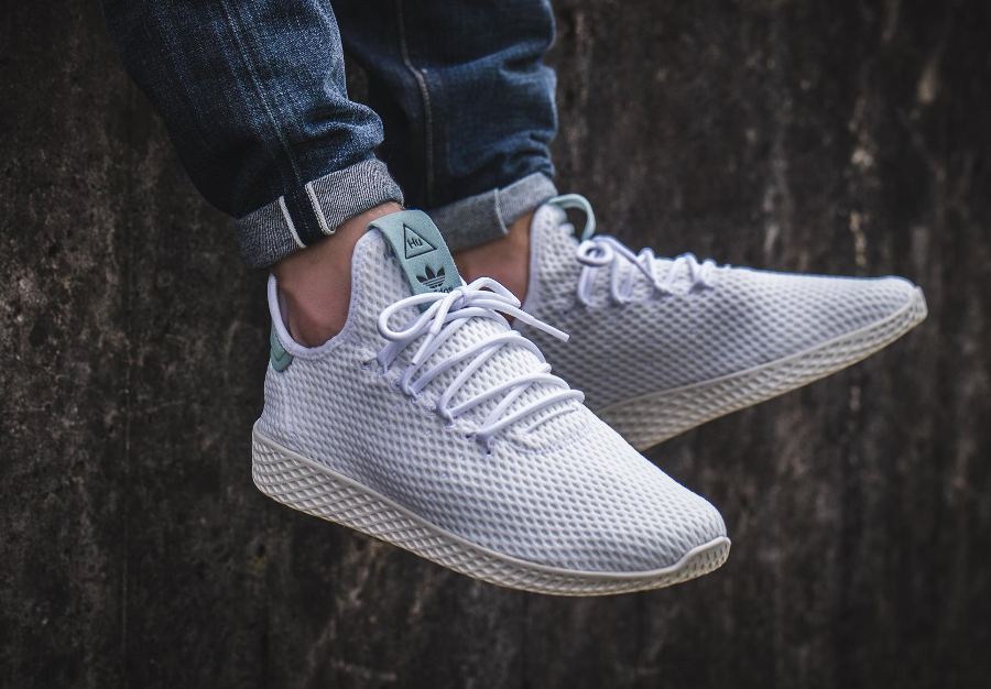 baskets pharrell williams tennis hu