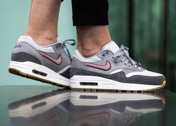 Een bezoek aan grootouders leerplan Beoordeling Nike Air Max 1 Bespoke ID Paris Snakeskin (#SDJ 07/08/2017)