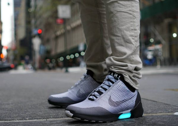 nike hyperadapt 1.0 metallic silver