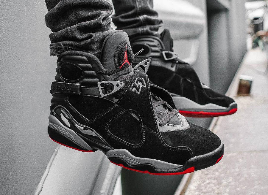 bred 8s on feet