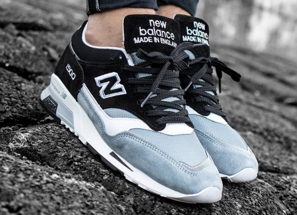 new balance black and blue