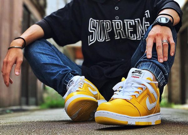 nike sb 2 supreme