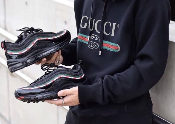Chaussure Undefeated x Nike Air Max 97 OG Noire Gucci