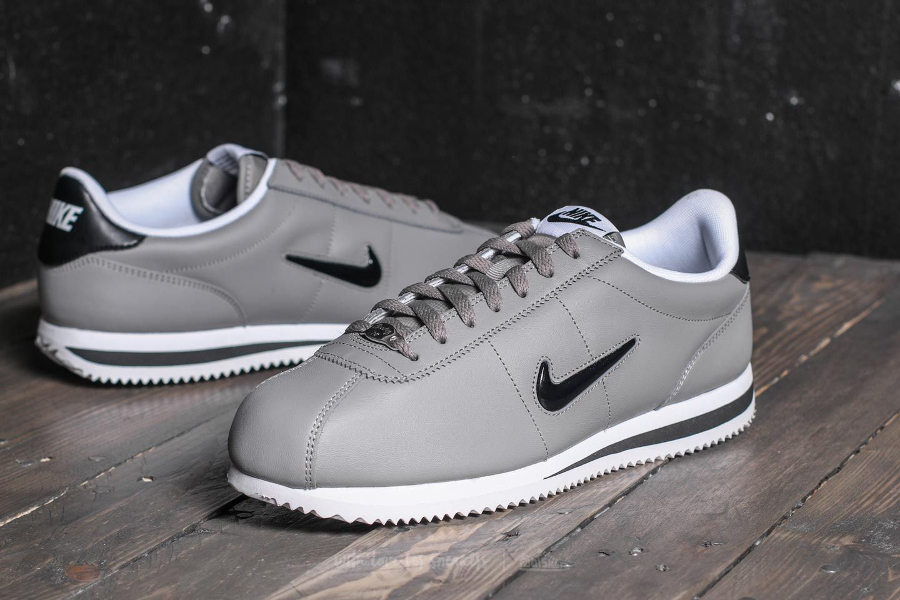 nike cortez homme cuir