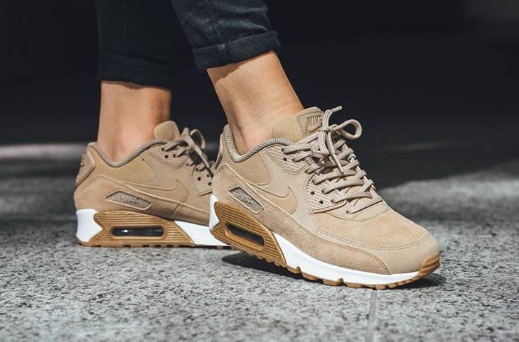 Nike Air Max 90 SE 'Mushroom Gum' (daim