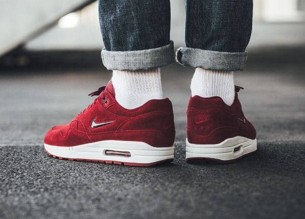 Chaussure Nike Air Max 1 PRM SC Jewel Rouge Team Red Suede