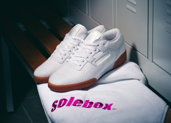 Chaussure Solebox x Reebok Workout Lo Clean TXT CN Year of Fitness