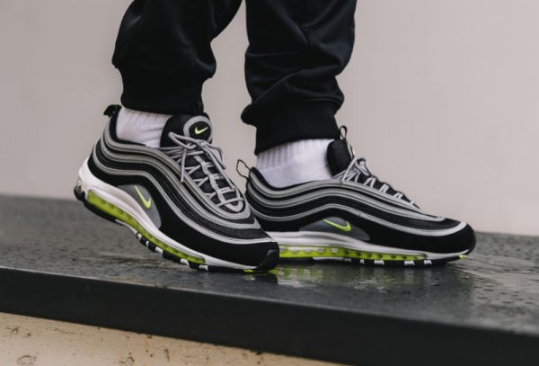 air max 97 dans la nuit