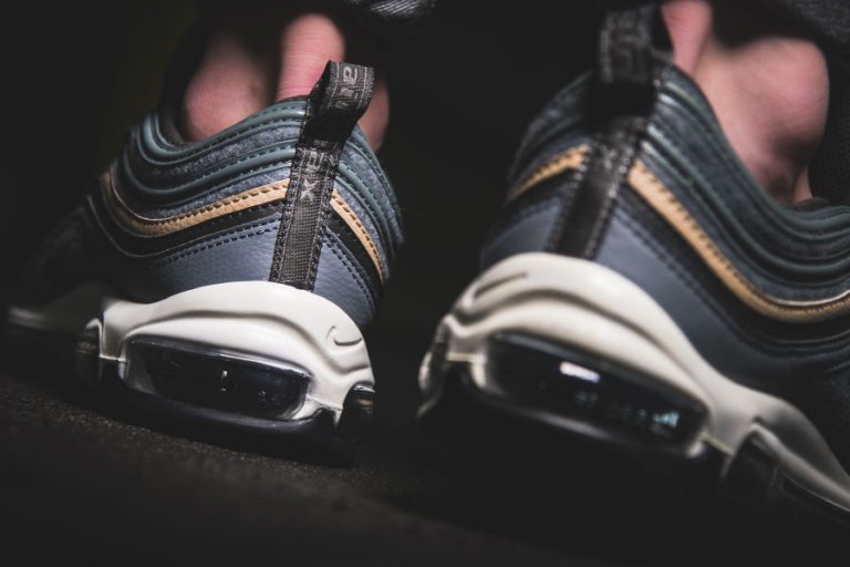 air max 97 wool cool grey mushroom