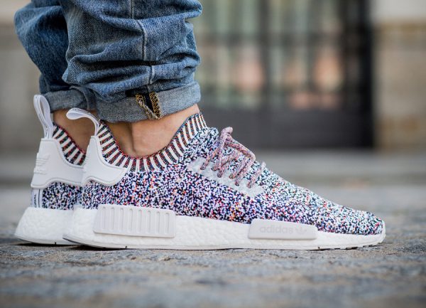 Chaussure Adidas NMD R1 PK Primeknit Multi Colour Static on feet