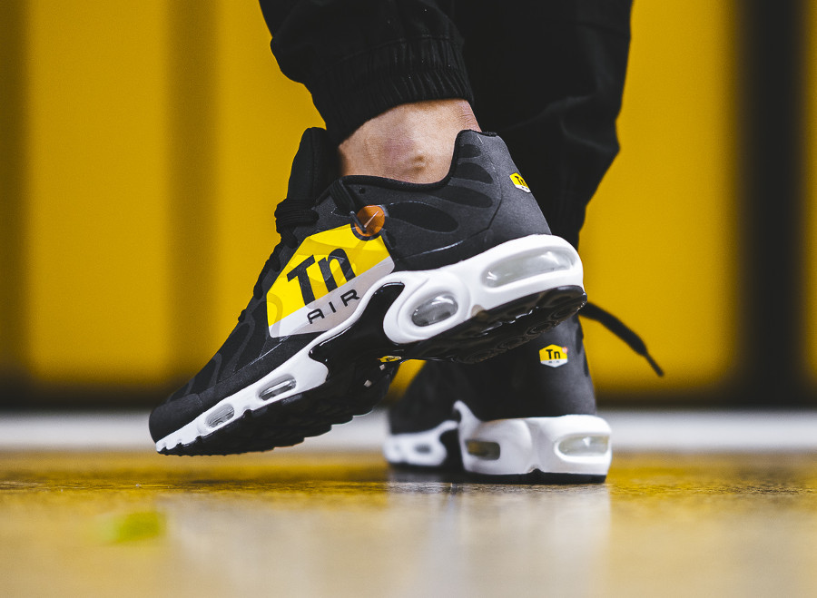 air max plus tn big logo