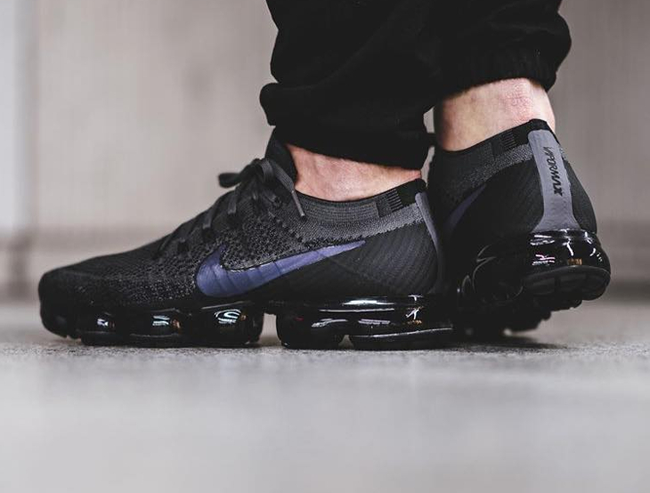 Nike air vapormax iridescent swoosh clearance