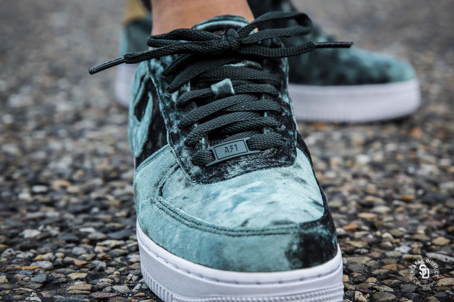 nike air force velvet green