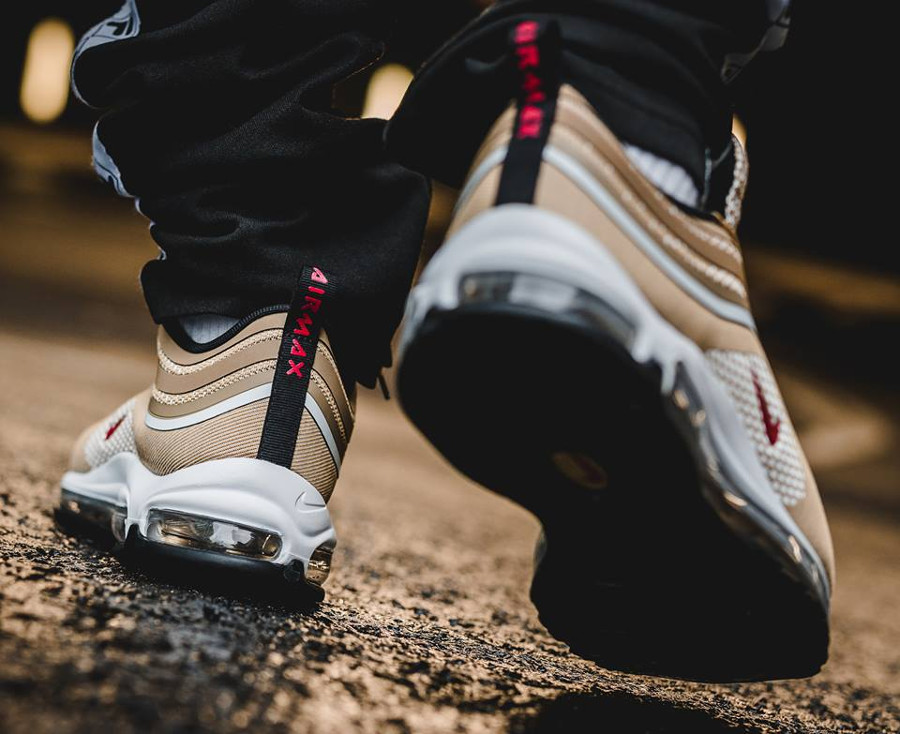 Avis Nike Air Max 97 Ultra UL 17 OG Metallic Gold Red