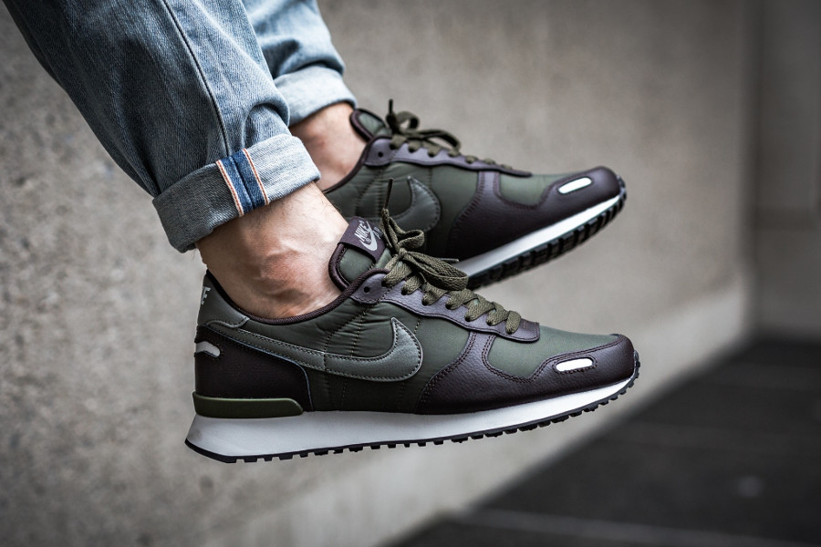 nike air vortex cargo khaki