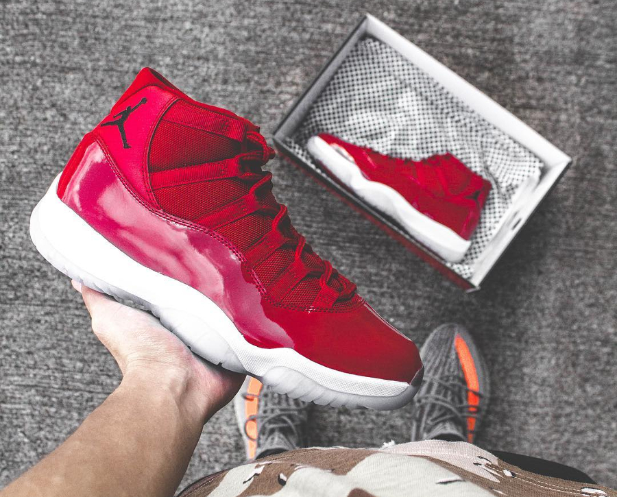 jordan retro 11 rouge