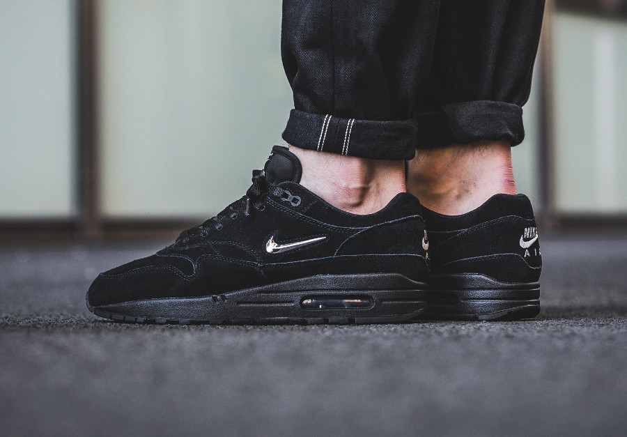 air max 1 jewel black