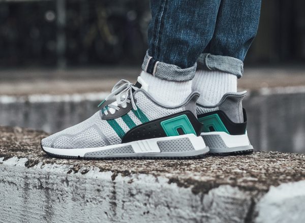 chaussure eqt