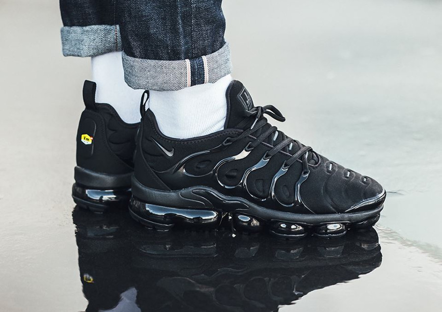 vm vapormax plus