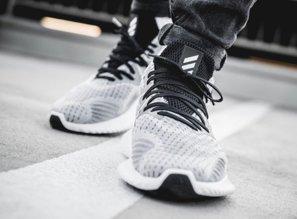 Alphabounce beyond white clearance on feet