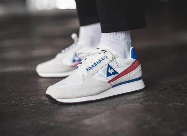 Chaussure Le Coq Sportif Eclat Nylon 2018 Marshmallow White Red Blue on feet (1)