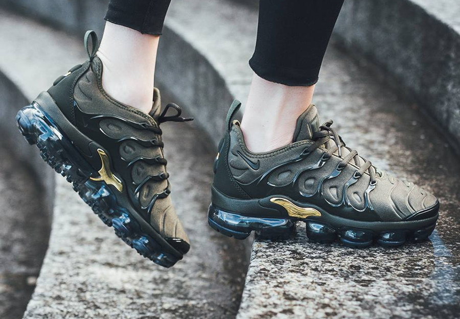 vm vapormax plus