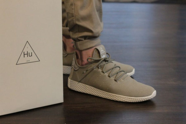 adidas pharrell williams khaki