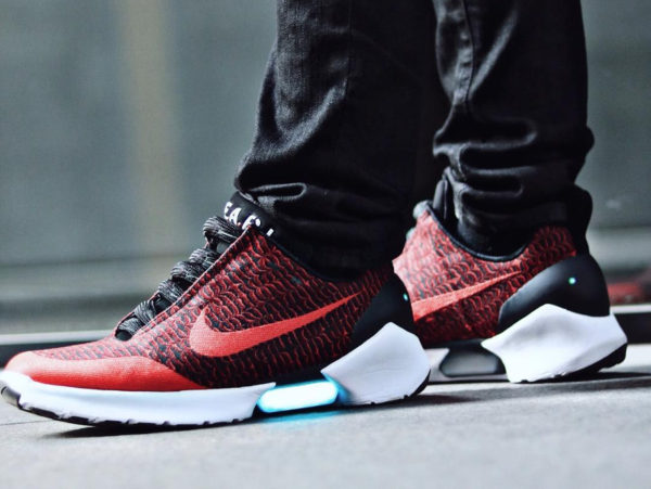 nike hyperadapt 1.0 rouge