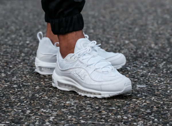 Nike Air Max 98 blanche White Pure Platinum - chaussure pour homme et femme