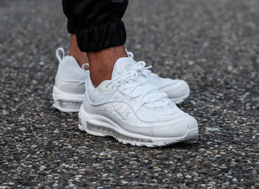 Nike Air Max 98 blanche White Pure Platinum - chaussure pour homme et femme