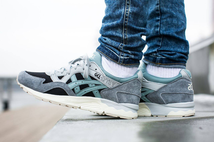 gel lyte v black blue surf