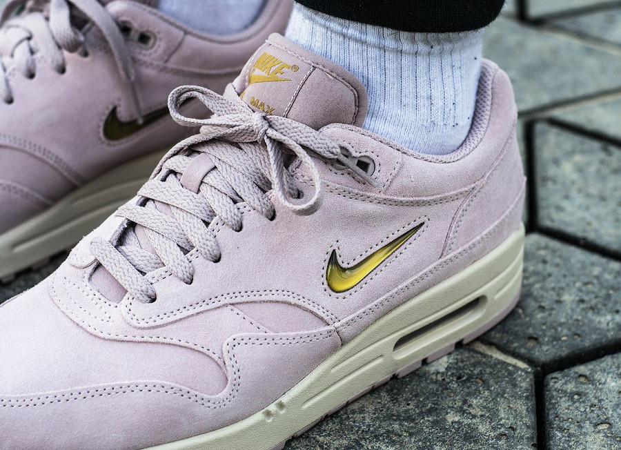 Air max deals 1 jewel rose