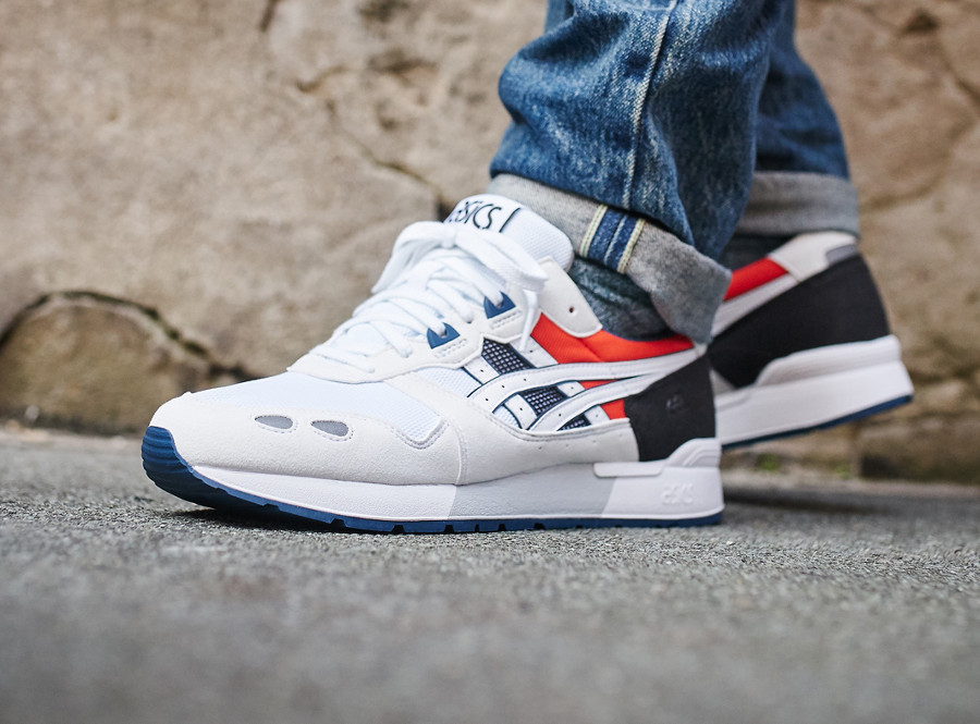 Chaussure Asics Tiger Gel Lyte OG blanche Sport Pack on feet