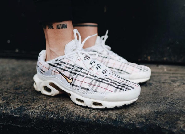 nike tn burberry