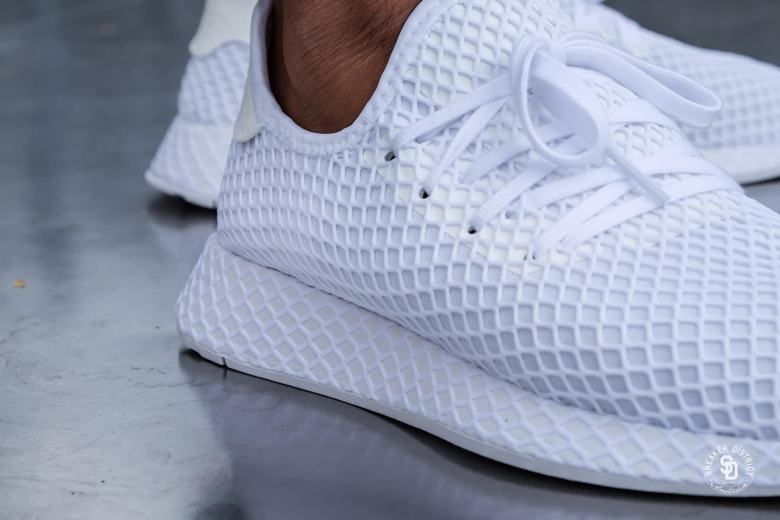 adidas deerupt runner blanche