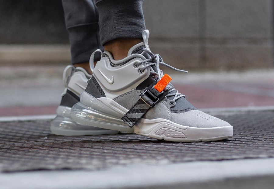 nike air force 270 mid high tops