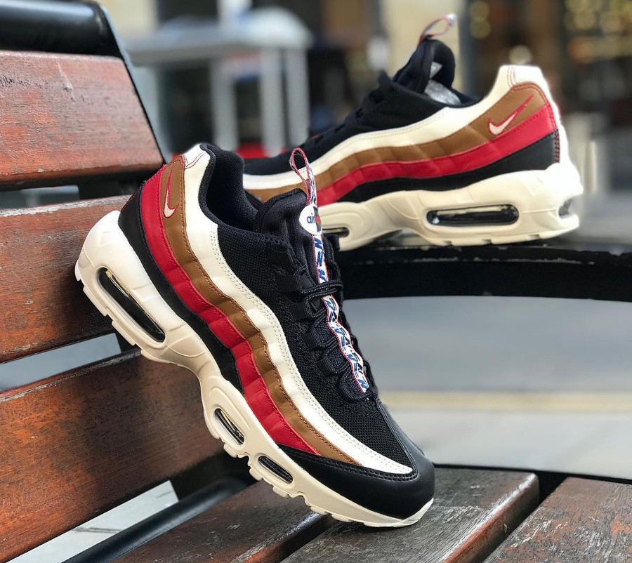 Nike air max 95 rouge et noir outlet