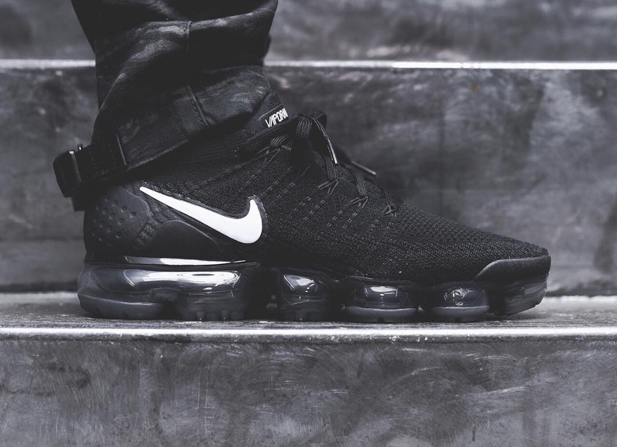 nike vapormax flyknit 2.0 black