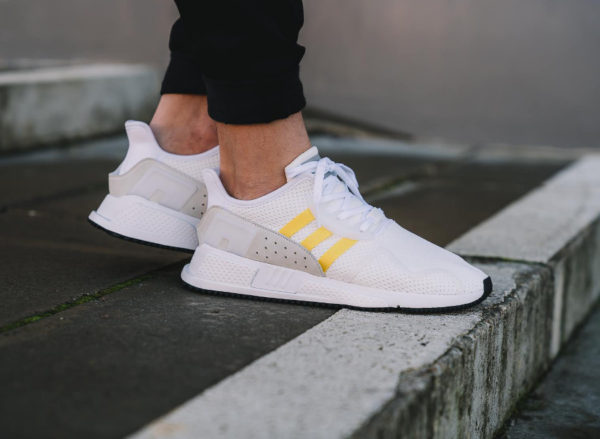 Corta vida Industrial Celsius Avis] Où trouver la Adidas EQT Cushion ADV blanche 'Yellow Stripes' ?