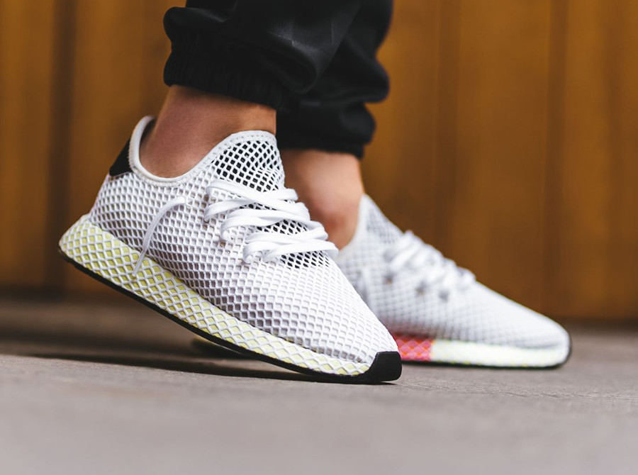 adidas deerupt runner blanche et rouge