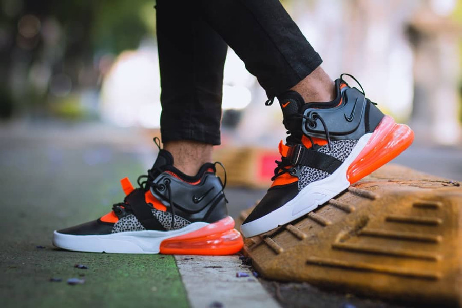 nike air force 270 on feet