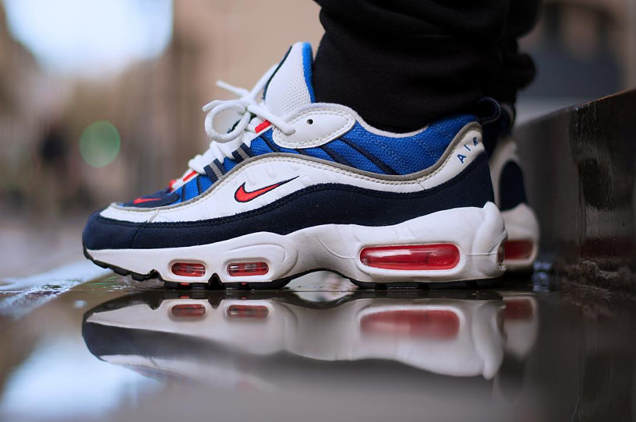 Modèle hybride personnalisé : la Nike Air Max 98/95 Gundam